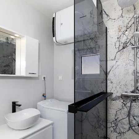 Casa Joy Премантура