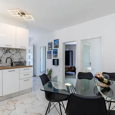 Casa Joy פרמנטורה