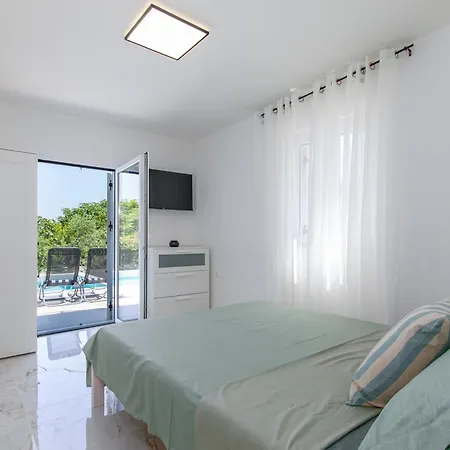 فيلة Casa Joy